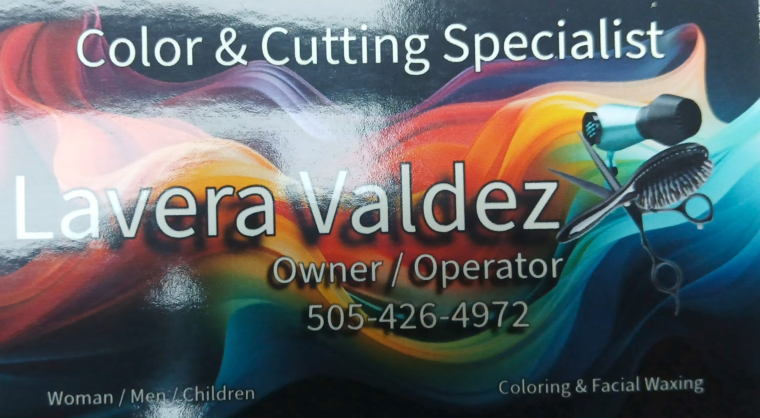 Lavera Valdez, Salon